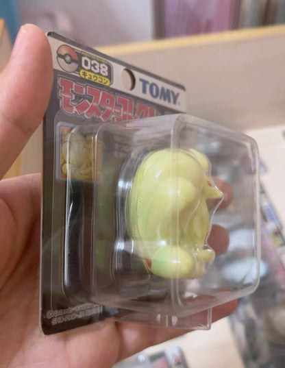〖Sold Out〗 Rare Pokemon TOMY Black Box Series Figures Monster Collection Ninetales #038