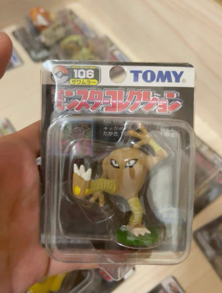 〖Sold Out〗 Rare Pokemon TOMY Black Box Series Figures Monster Collection Hitmonlee #106