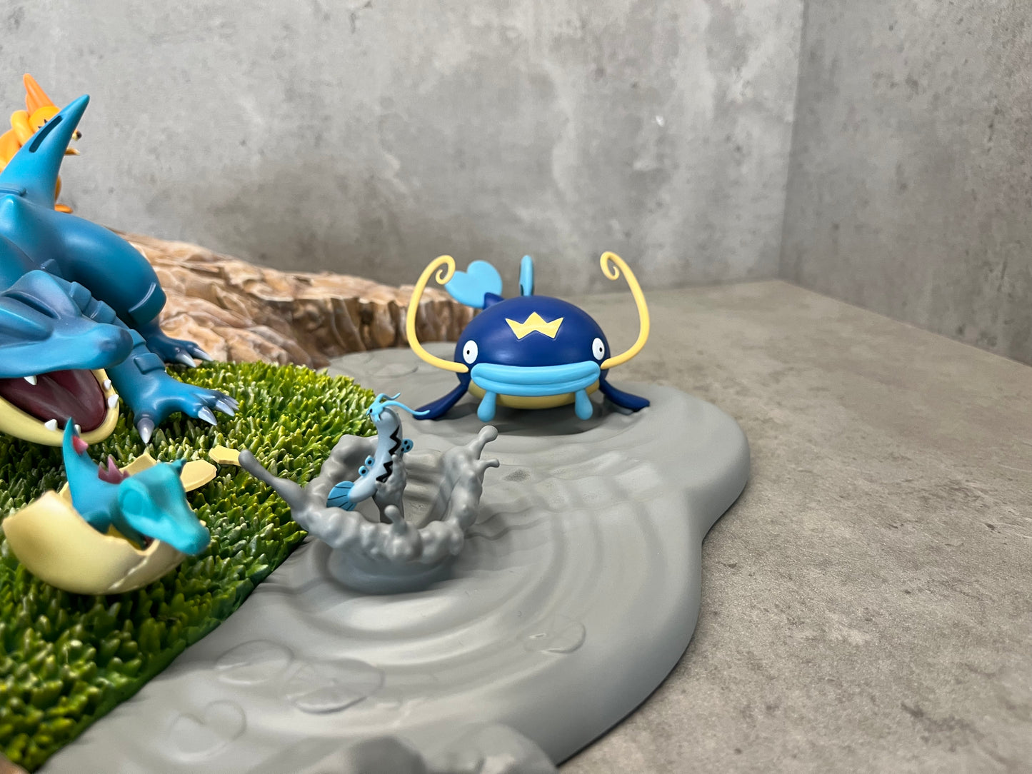 〖Make Up The Balance〗Pokemon Scale World Totodile Croconaw Feraligatr Barboach Whiscash Buizel Floatzel #158 #159 #160 #339 #340 #418 #419 1:20 - Fantasy Puzzle Studio