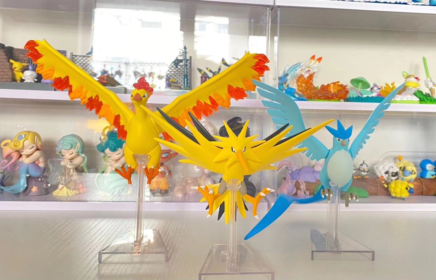 Anime Pokemon 1/20 Proportional World Legendary Bird Zapdos Articuno Moltres  Figures Collectible Model Toys Birthday