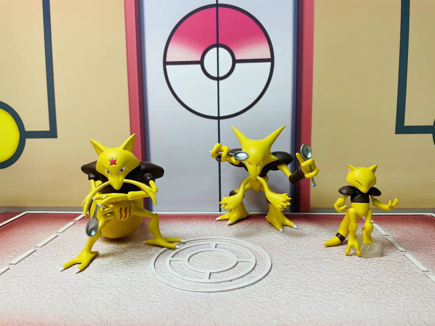 〖Sold Out〗Pokemon Scale World Abra Kadabra Alakazam #063 #064 #065 1:20 - King Studio